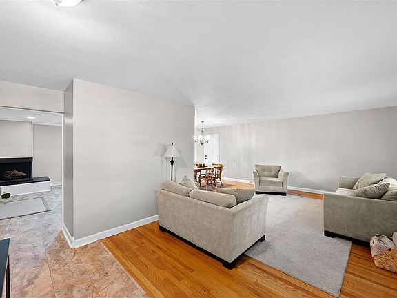 2nd image of 12549 Starspur Ln