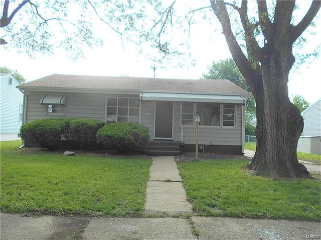 1st image of 3152 Aubrey Ave