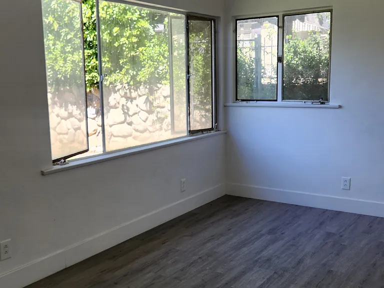 3024 Pine St — Photo 13