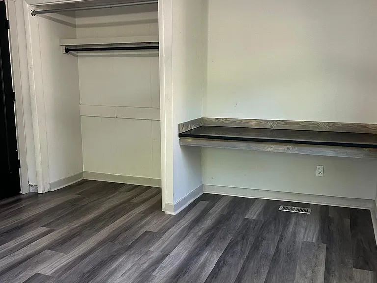 545 Willow St — Photo 11