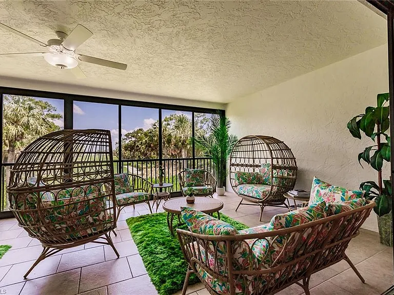 22 Cypress View Dr #B — Photo 37