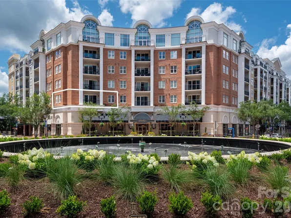 4620 Piedmont Row Dr Unit 304, Charlotte, NC 28210