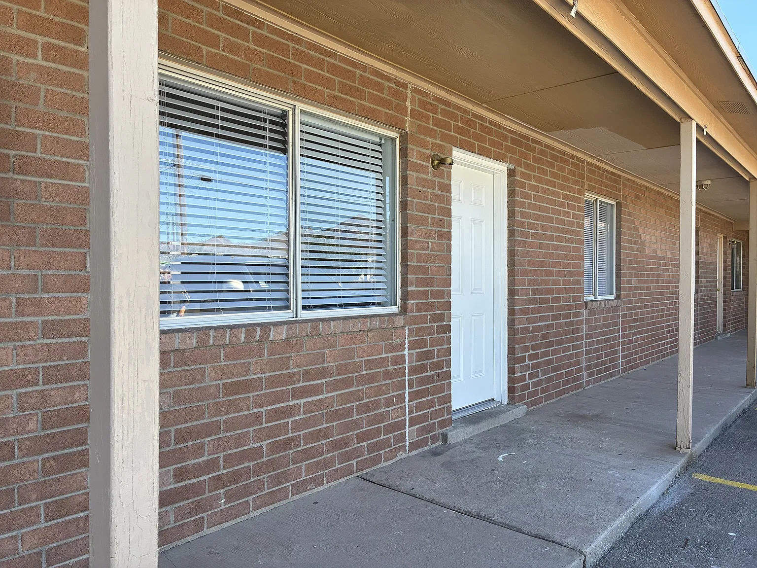 4834 Hercules Avenue Apartment 5 - 5 — Photo 2