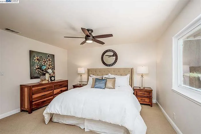 3768 Eastwood Way — Photo 4