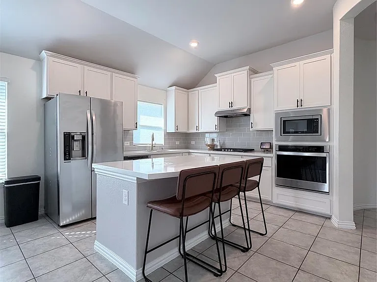 17927 Port O Call St — Photo 5