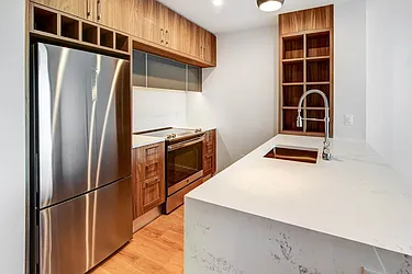 Rented by Artur Gutman, LREB