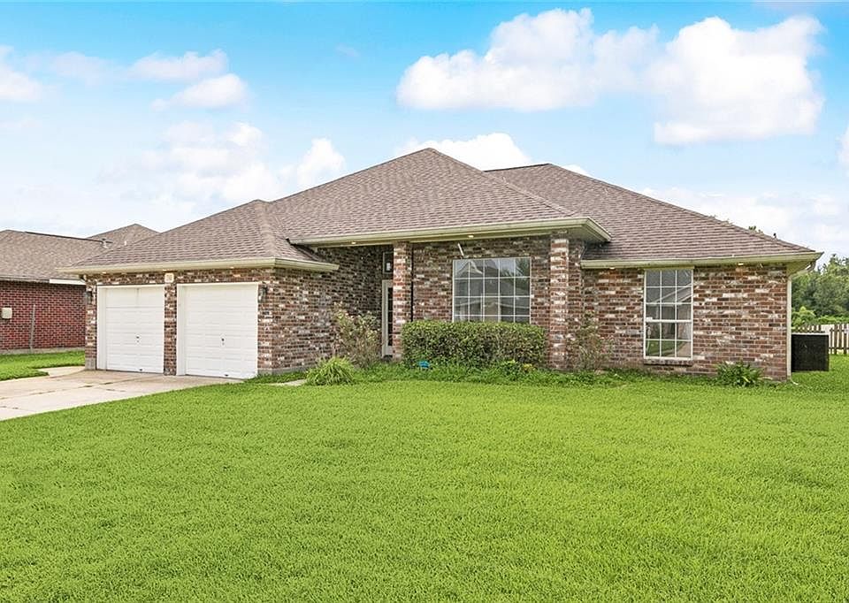 76 Moss Dr, La Place, LA 70068 | Zillow