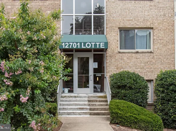 12701 Lotte Dr APT 203, Woodbridge, VA 22192