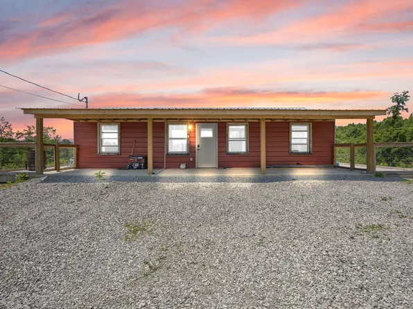 3402 Round Top Rd, Strunk, KY 42649