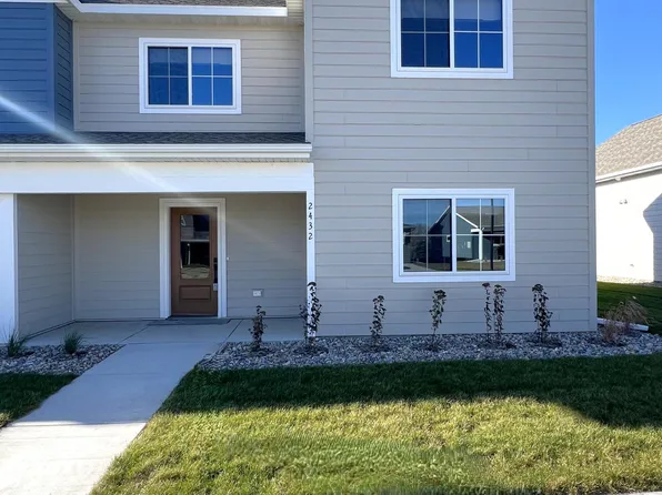 2432 Oak Branch Ave, Brookings, SD 57006