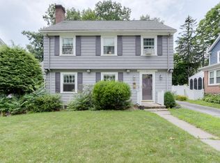 35 Longfellow Rd, Worcester, MA 01602