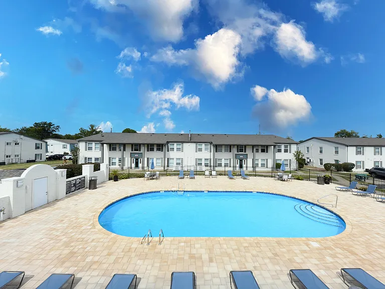 Swimming Pool with Sundeck