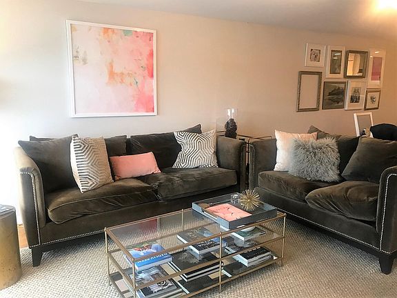 3rd image of 1210 Lakeview Blvd E APT 102
