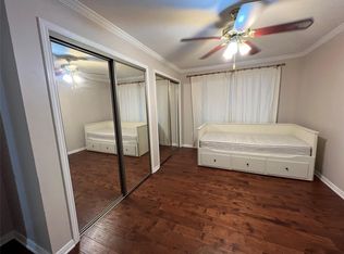 501 W 26th St APT 322, Austin, TX 78705