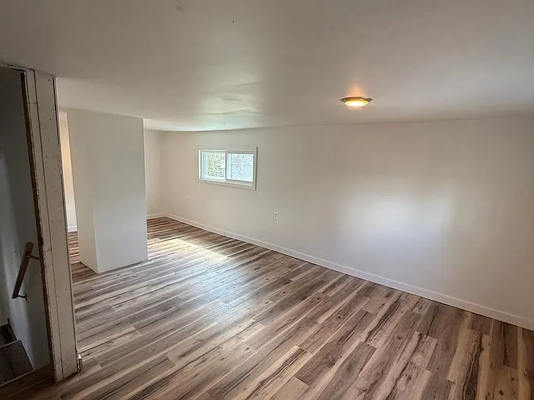 524 Short St — Photo 22