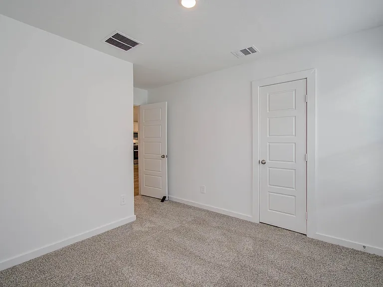 8922 Colicroot Dr — Photo 9