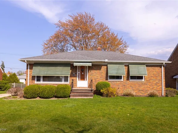 2839 Forestview Ave, Rocky River, OH 44116