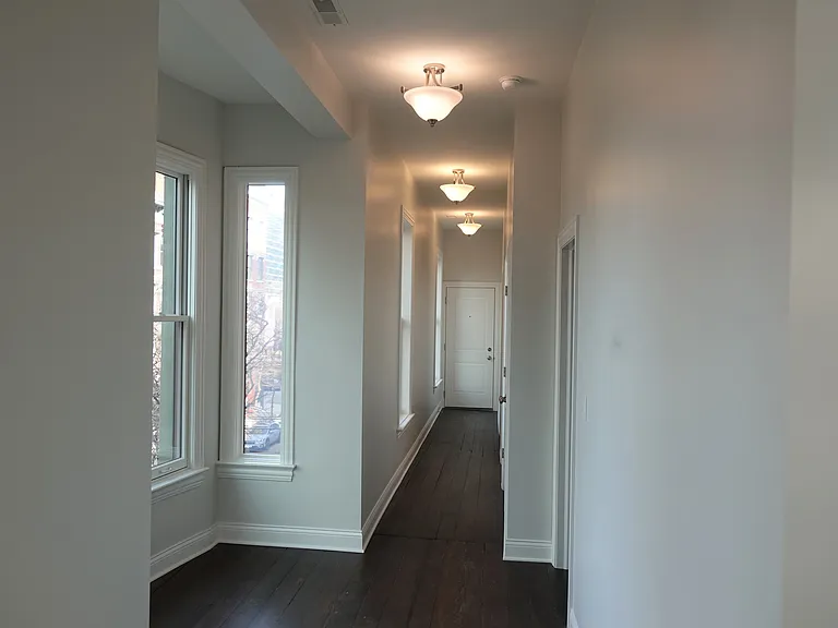 809 N Franklin St #3F — Photo 7