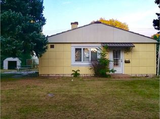 824 Vincent Pl, Mitchell, SD 57301