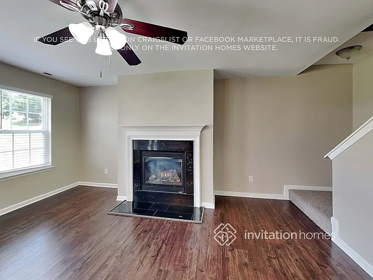 10441 Pickerel Ln — Photo 6