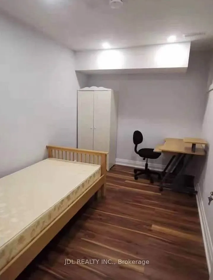 1 bed, $1,020 — Photo 4