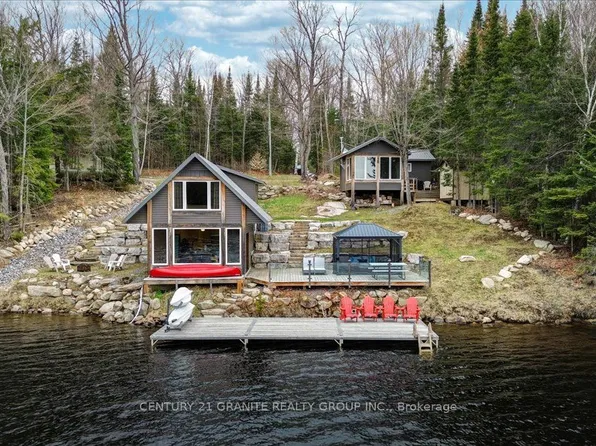 539B Dog Bay Rd, Bancroft, ON K0L 2S0