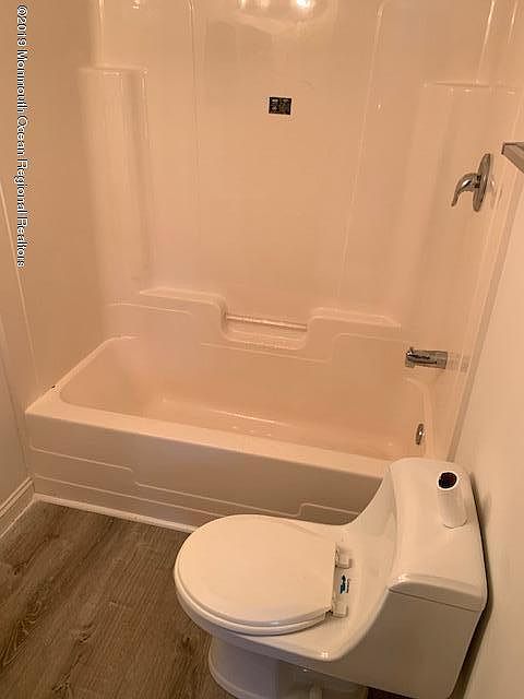 2nd image of 146 Lawrence Ave