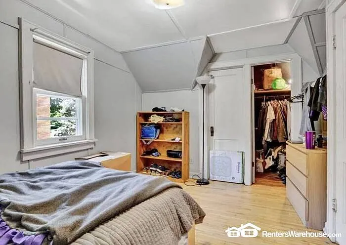 2036 Iglehart Ave — Photo 3