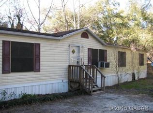 1070 Kushmer St, Bell, FL 32619