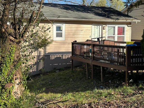 2815 Lay Ave, Knoxville, TN 37914