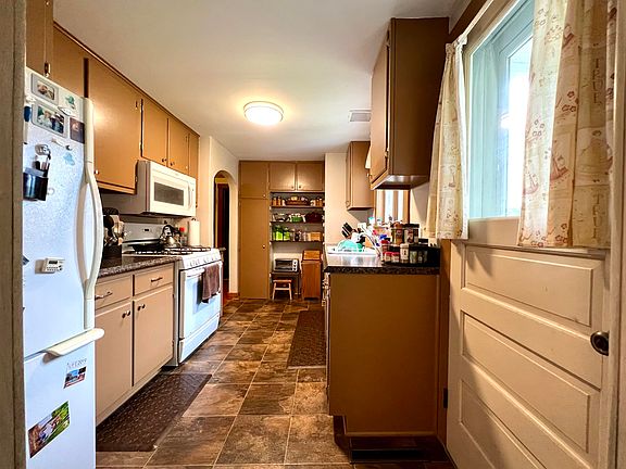 3rd image of 95 Baughman Way