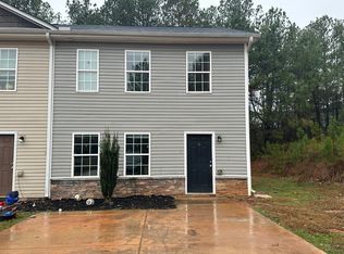 122 Crown Point Dr #11, Cornelia, GA 30531