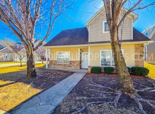 4318 152nd Ct, Urbandale, IA 50323