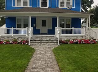 164 Lena Ave, Freeport, NY 11520