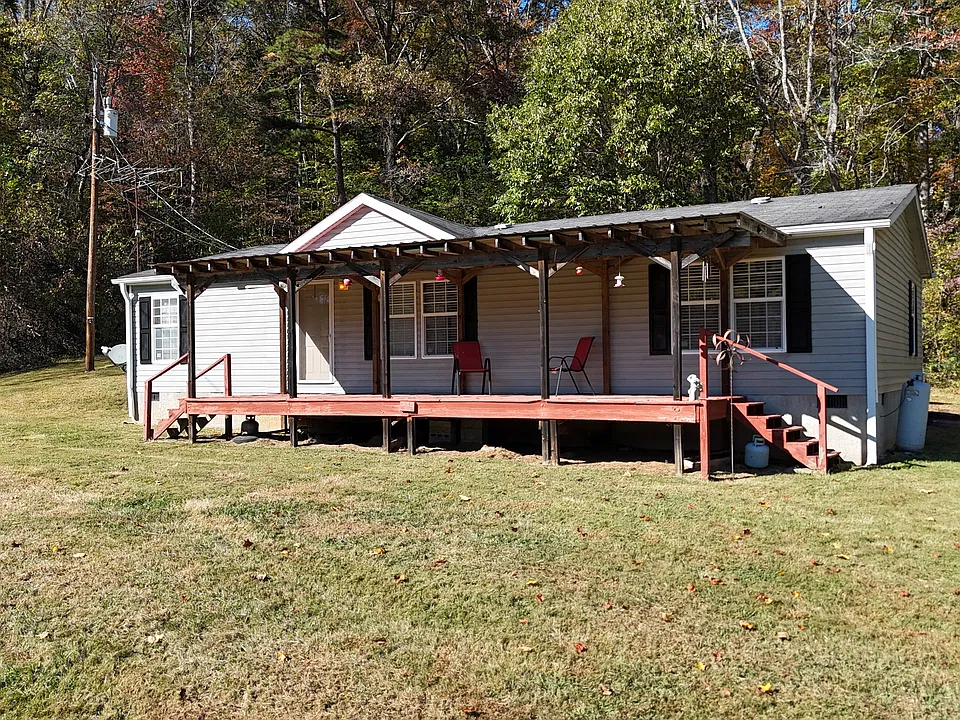 575 Newfound Rd