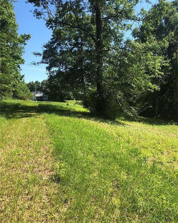2nd image of 14837 Old Greensboro Rd