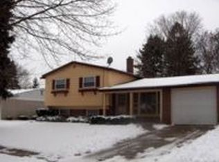 1062 Gault Dr, Ypsilanti, MI