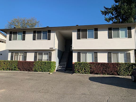 2nd image of 3818 D Pl SE APT 2