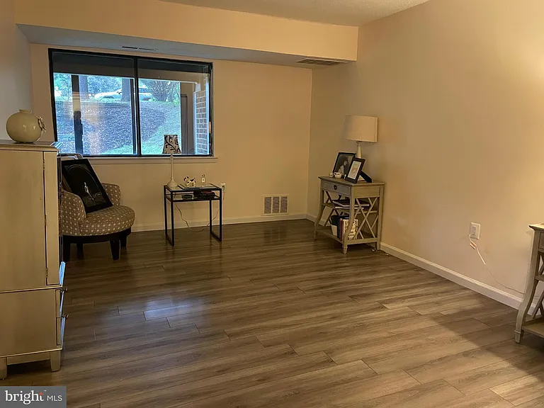 6 Longstream Ct #T2 — Photo 16