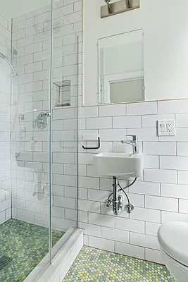 Sold by Compass | media 7