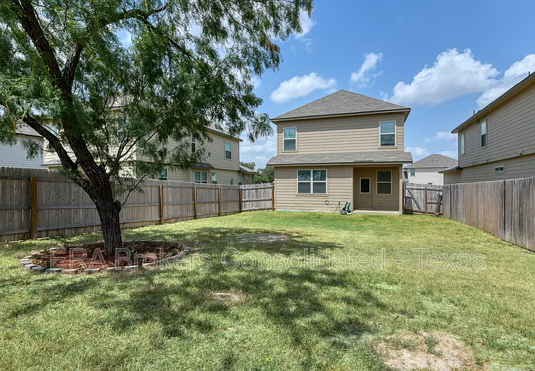 10610 Green Lake Dr — Photo 27