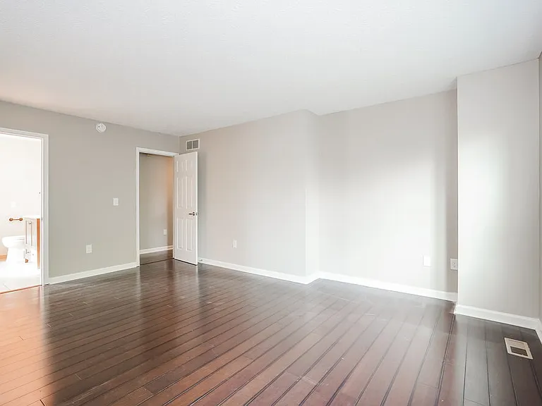 6447 Stretton Pl — Photo 15
