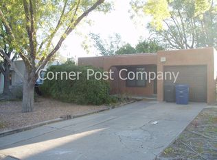 228 Adams St NE, Albuquerque, NM 87108
