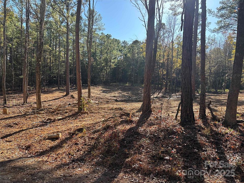 2nd image of Sunnyside Dr #14 & 15