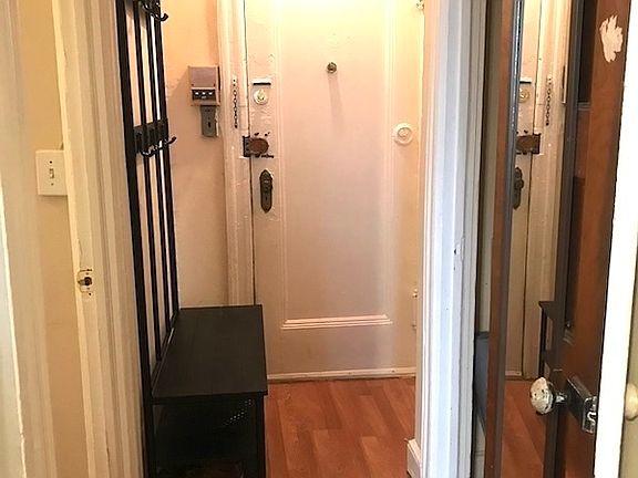 5th image of 30-40 32nd St #5E