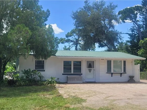 20710 Sandy Ln, Estero, FL 33928