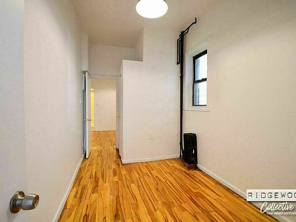 4th image of 333 Vernon Ave #1RL