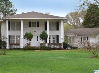 716 Nunnally Ave, East Gadsden, AL 35903