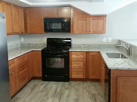 2nd image of 1621 N Van Dorn St #1621