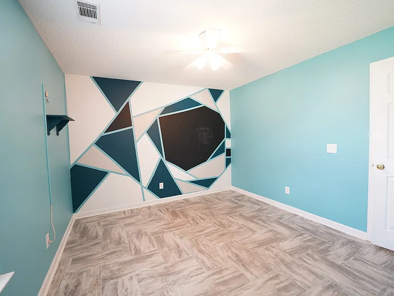 134 Mustang Dr — Photo 12
